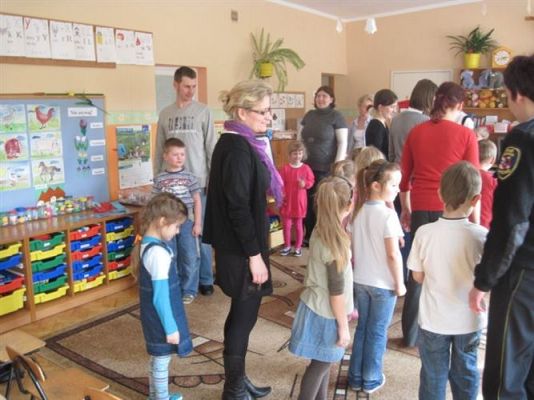 Grafika #12: 31.03.2011-Zajęcia otwarte dla rodziców w grupie starszaków