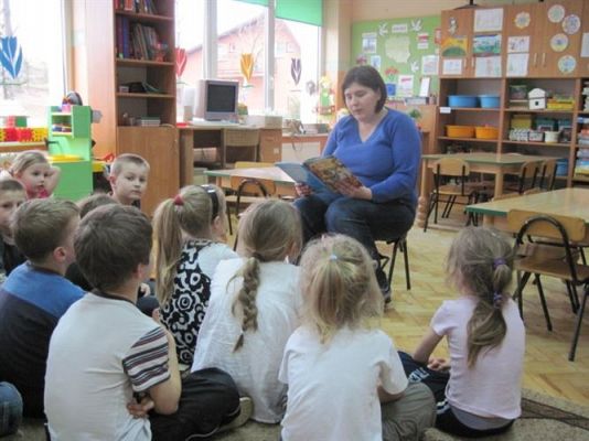 Grafika #13: 28.03.2011 - Rodzice czytają bajki