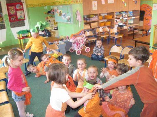 Grafika #1: 18.04.2011 - Kolorowy dzień warzyw i owoców