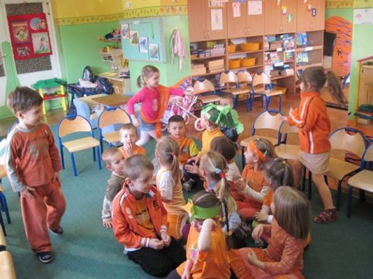 Grafika #2: 18.04.2011 - Kolorowy dzień warzyw i owoców