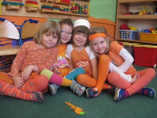 Grafika #13: 18.04.2011 - Kolorowy dzień warzyw i owoców