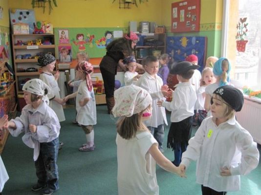 Grafika #3: 08.04.2011 - Zajęcia otwarte w grupie średniaków