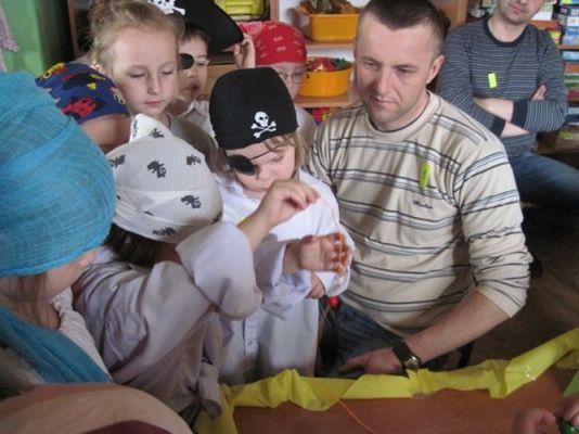 Grafika #12: 08.04.2011 - Zajęcia otwarte w grupie średniaków