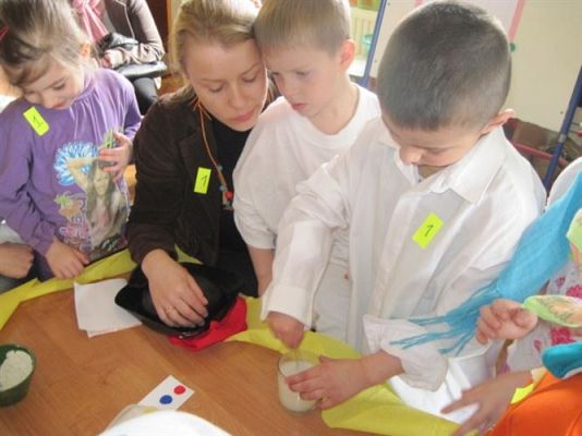 Grafika #14: 08.04.2011 - Zajęcia otwarte w grupie średniaków