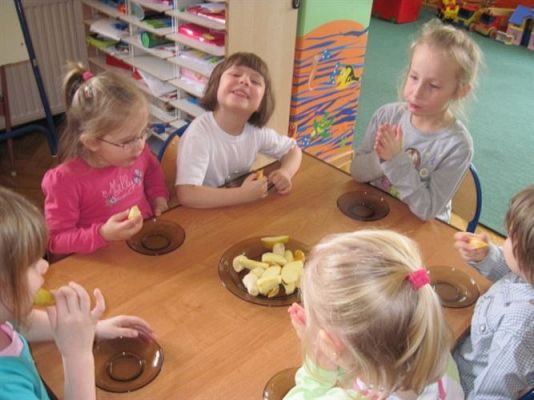 Grafika #31: 08.04.2011 - Zajęcia otwarte w grupie średniaków