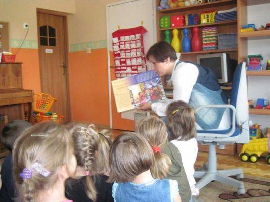 Grafika #0: 15.09.2011 - Czytanie bajek w grupie "Starszaków"