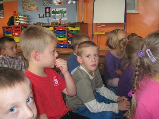 Grafika #3: 15.09.2011 - Czytanie bajek w grupie "Starszaków"