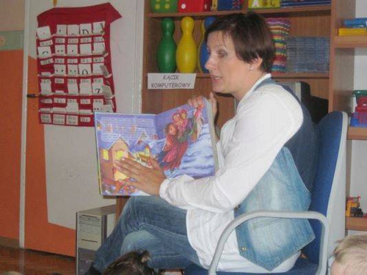 Grafika #4: 15.09.2011 - Czytanie bajek w grupie "Starszaków"