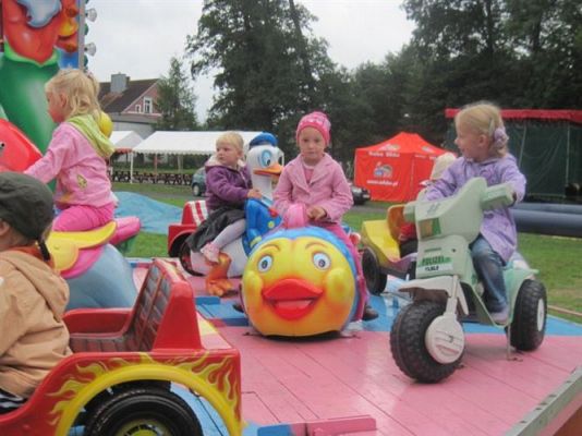 Grafika #3: 12.09.2011 - Zabawa w Wesołym Miasteczku