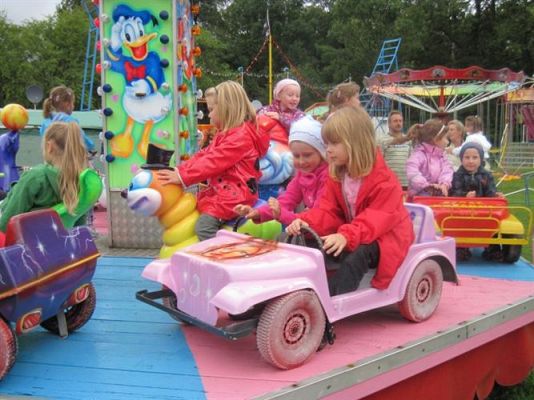 Grafika #37: 12.09.2011 - Zabawa w Wesołym Miasteczku