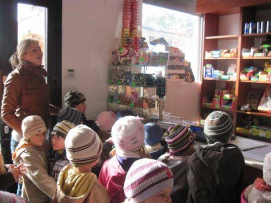 Grafika #3: 19.10.2011 - Wizyta w sklepie spożywczym