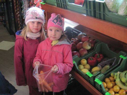 Grafika #4: 19.10.2011 - Wizyta w sklepie spożywczym