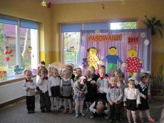 Grafika #0: 18.10.2011 - Pasowanie na Przedszkolaka w grupie &quot;Maluszków&quot;