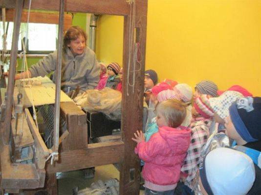 Grafika #9: 05.10.2011 - Wycieczka do warsztatu tkackiego w Białogardzie