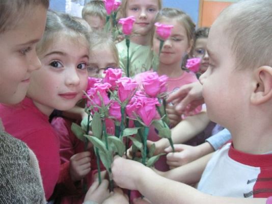 Grafika #21: 22.11.2011 - Warsztaty z papieroplastyki dla dzieci 5,6-letnich