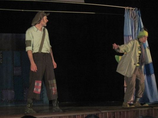 Grafika #9: 27.10.2011 - Wyjazd na przedstawienie pt. "Szewc Kopytko i Kaczor Kwak"