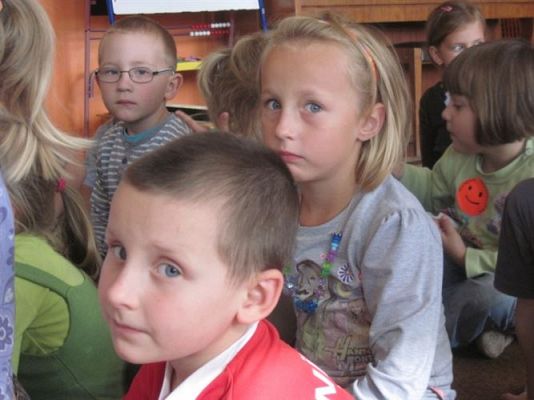 Grafika #9: 27.10.2011 - Rodzice "Starszaków" czytają bajki