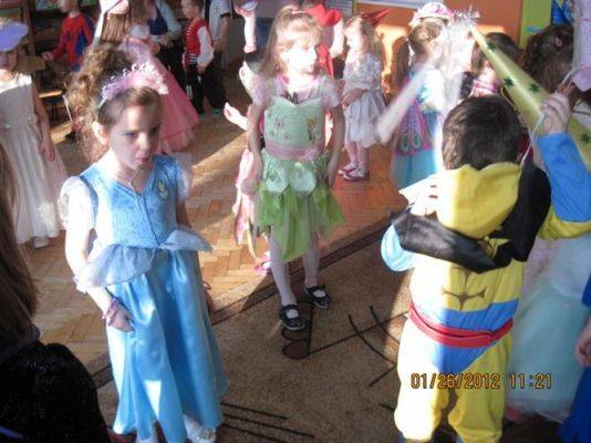 Grafika #8: 26.01.2012 - Zabawa karnawałowa - Bal Księżniczki i Rycerza c.d.