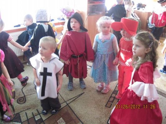 Grafika #19: 26.01.2012 - Zabawa karnawałowa - Bal Księżniczki i Rycerza c.d.