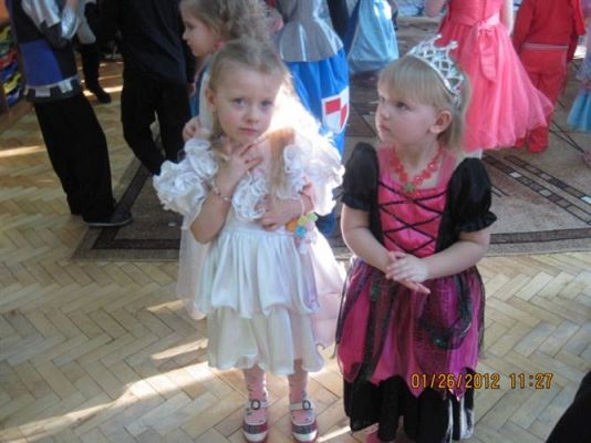Grafika #22: 26.01.2012 - Zabawa karnawałowa - Bal Księżniczki i Rycerza c.d.