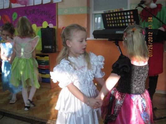 Grafika #29: 26.01.2012 - Zabawa karnawałowa - Bal Księżniczki i Rycerza c.d.