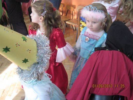 Grafika #30: 26.01.2012 - Zabawa karnawałowa - Bal Księżniczki i Rycerza c.d.