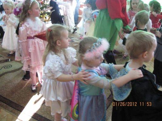 Grafika #38: 26.01.2012 - Zabawa karnawałowa - Bal Księżniczki i Rycerza c.d.