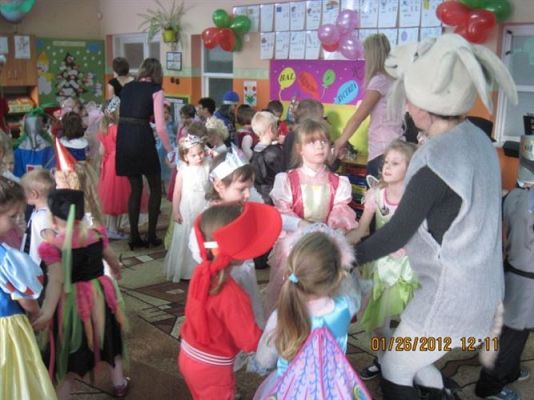 Grafika #44: 26.01.2012 - Zabawa karnawałowa - Bal Księżniczki i Rycerza c.d.