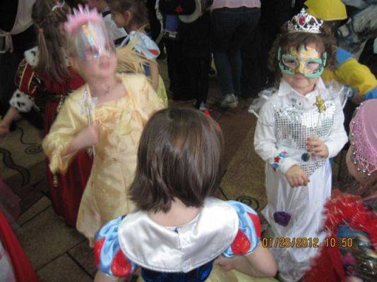 Grafika #44: 26.01.2012 - Zabawa karnawałowa - Bal Księżniczki i Rycerza