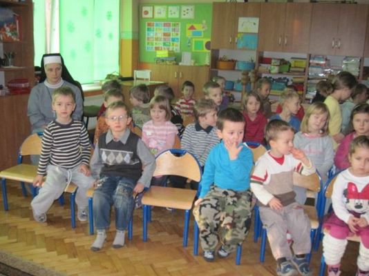 Grafika #0: 21.12.2011 - Odwiedziny przedszkolaków z Łeby