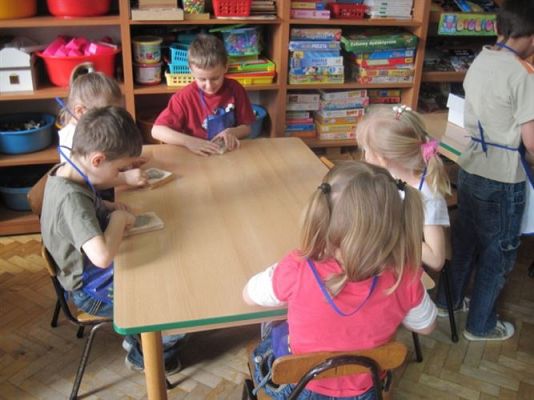 Grafika #7: 13.03.2012 - Zajęcia garncarskie w grupie III