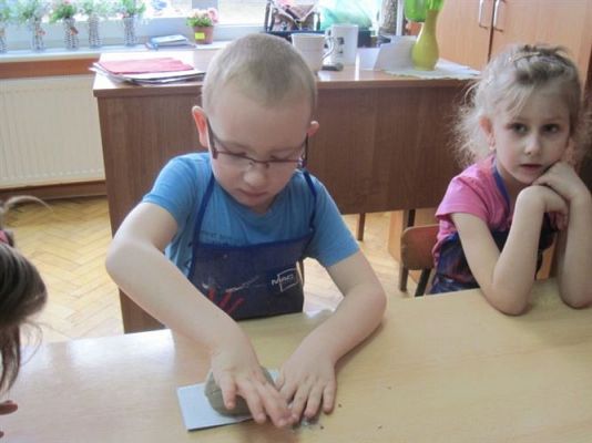 Grafika #32: 13.03.2012 - Zajęcia garncarskie w grupie III