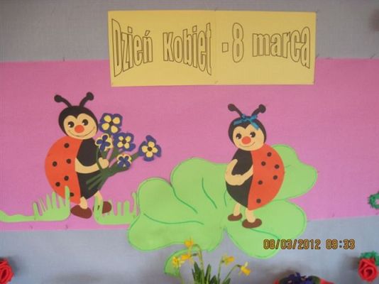 Grafika #0: 08.03.2012 - Dzień Kobiet