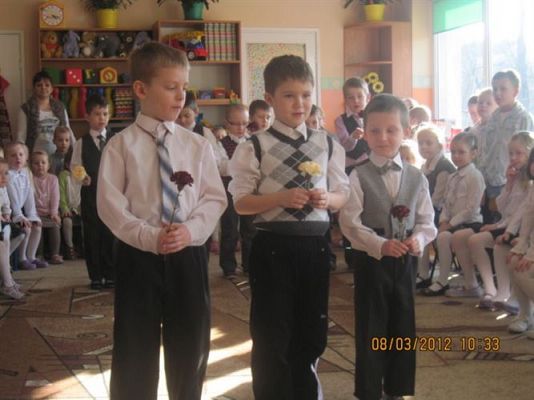 Grafika #26: 08.03.2012 - Dzień Kobiet