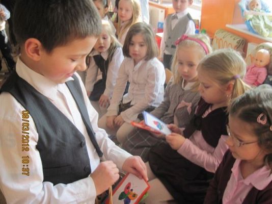 Grafika #38: 08.03.2012 - Dzień Kobiet