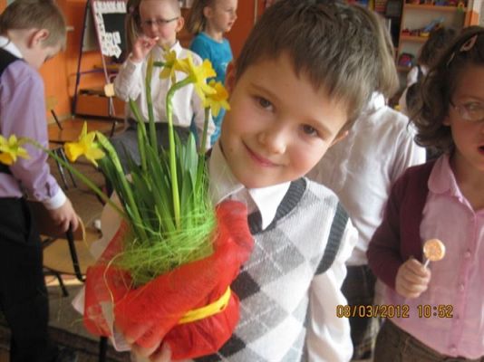 Grafika #47: 08.03.2012 - Dzień Kobiet