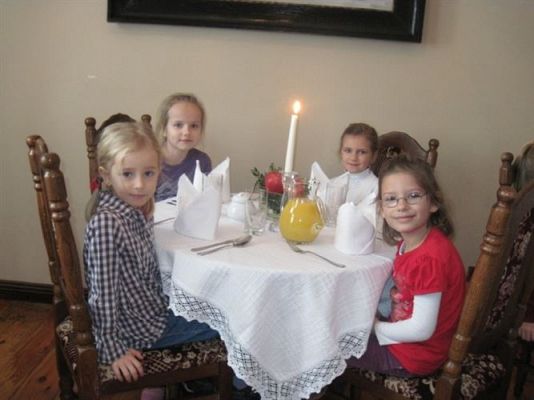 Grafika #3: 17.02.2012 - Lekcja savoir vivre w restauracji w Poraju