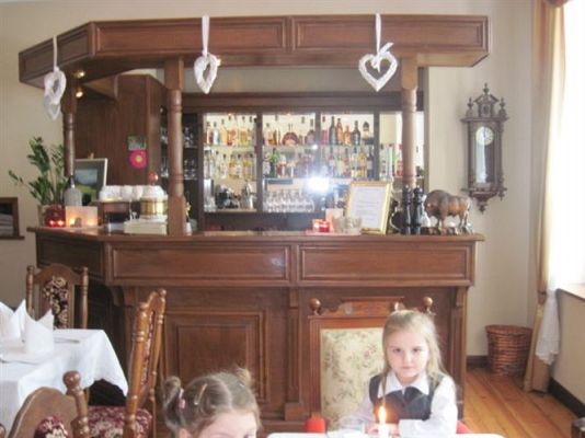 Grafika #9: 17.02.2012 - Lekcja savoir vivre w restauracji w Poraju