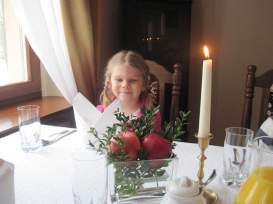 Grafika #10: 17.02.2012 - Lekcja savoir vivre w restauracji w Poraju