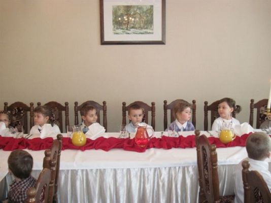 Grafika #14: 17.02.2012 - Lekcja savoir vivre w restauracji w Poraju