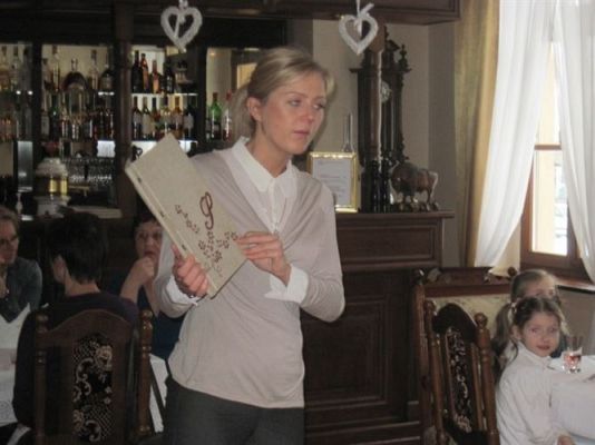 Grafika #41: 17.02.2012 - Lekcja savoir vivre w restauracji w Poraju