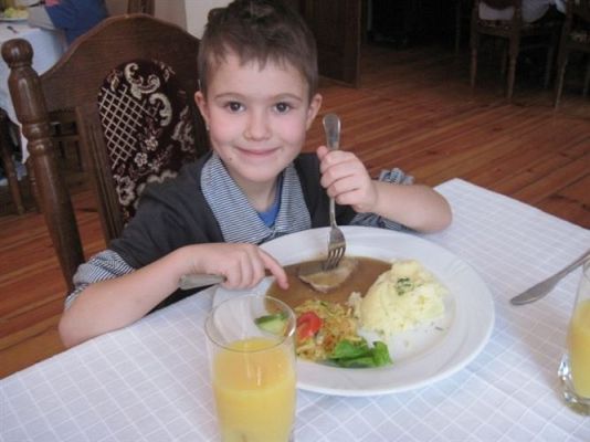 Grafika #59: 17.02.2012 - Lekcja savoir vivre w restauracji w Poraju