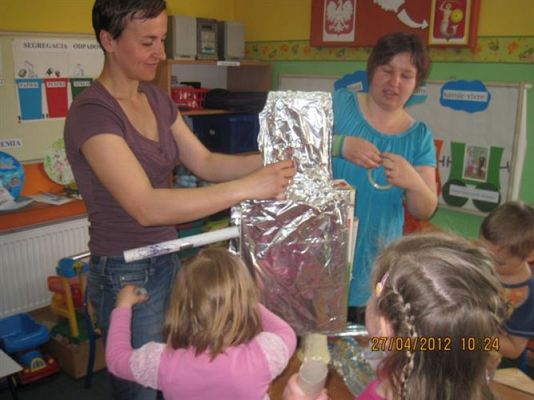 Grafika #28: 27.04.2012 - Zajęcie otwarte dla rodziców dzieci z grupy II