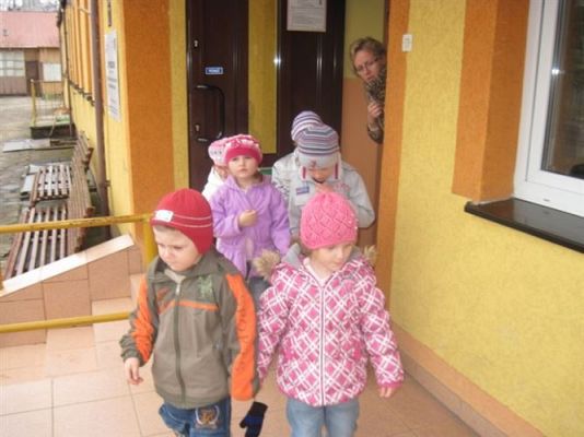 Grafika #1: 04.04.2012 - Wielkanocne niespodzianki od Zajączka