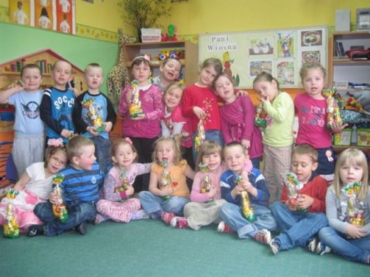 Grafika #16: 04.04.2012 - Wielkanocne niespodzianki od Zajączka