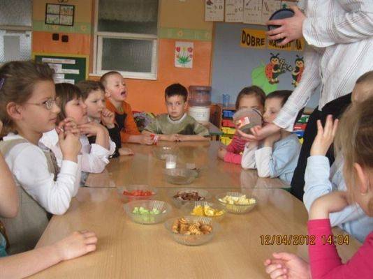 Grafika #49: 19.06.2012 - Przedszkolny Klub Odkrywcy