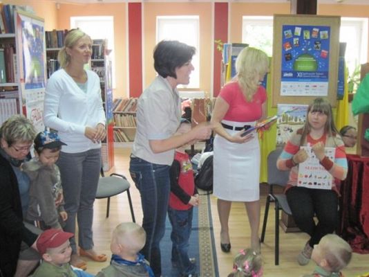 Grafika #15: 05.06.2012 - Wyjście do Biblioteki Gminnej w Wicku