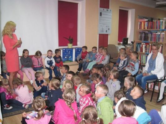 Grafika #3: 06.06.2013 - Spotkanie z autorką bajek Katarzyną Zychla