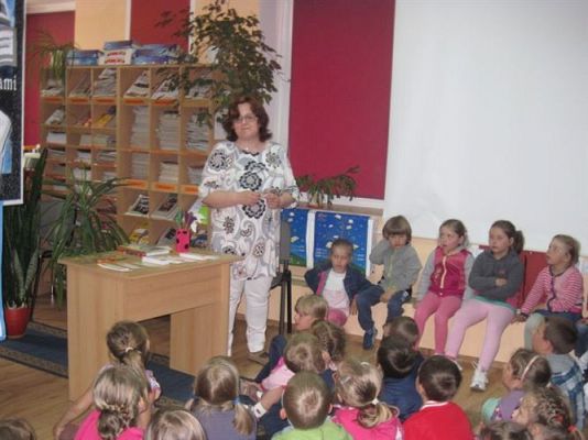 Grafika #10: 06.06.2013 - Spotkanie z autorką bajek Katarzyną Zychla