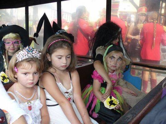 Grafika #4: 04.08.2012 - Dni Gminy Wicko - Parada Czarownic